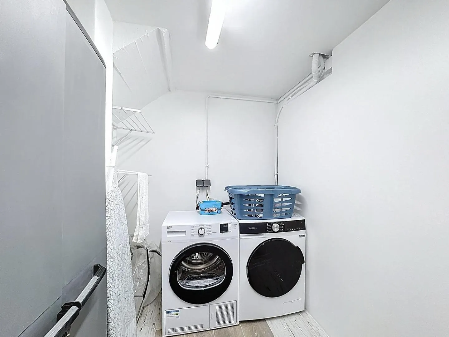 Guest house Fleurie - Anse Centre - Chambre Et Salle De Bain Wc Privee - Cuisine Partagee